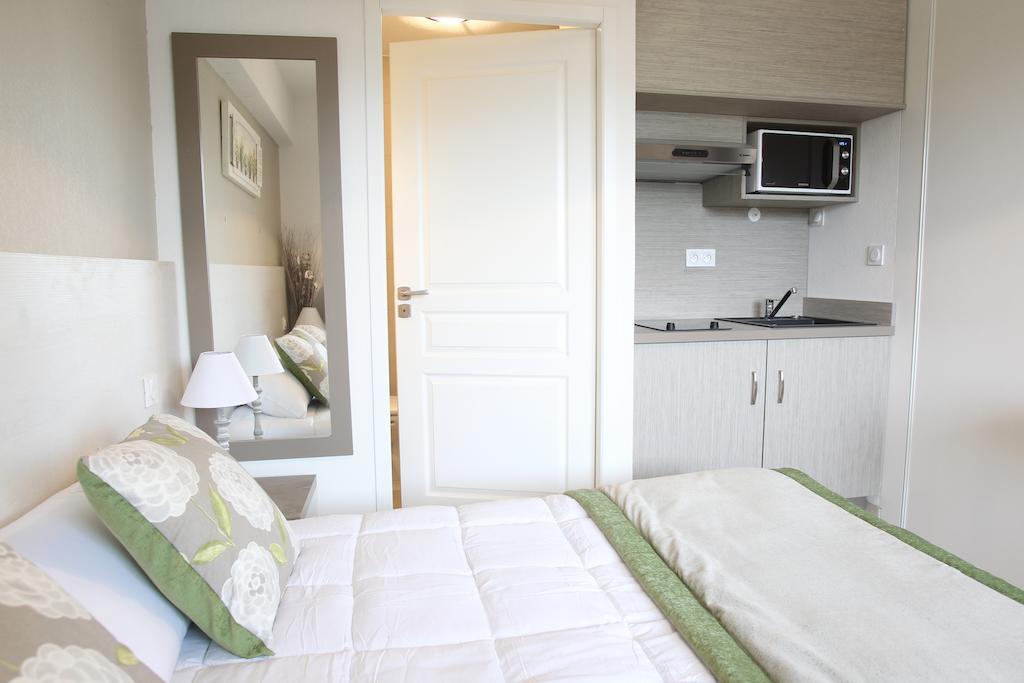 Residhotel Residence Pont Du Gard Remoulins Zimmer foto